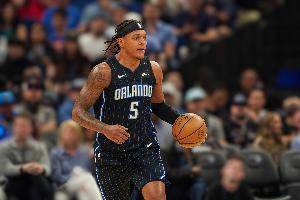 九游体育-赢球功臣！班凯罗21投9中&amp;罚球6中6得24分10板4助2断