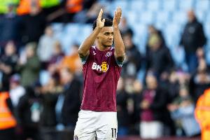 九游体育APP-埃梅里：沃特金斯的表现堪称梦幻，维拉正变得越来越强大