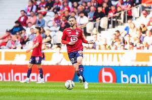 记者：马赛希望租借+买断签里尔边锋哲格罗瓦，球员愿意转会