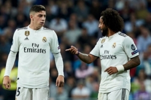 巴尔韦德迎27岁生日，前皇马队友马塞洛社媒晒昔日合影送上祝福