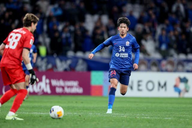 九游体育-刘诚宇抱憾头球未进：对位PK高井幸大应更聪明些