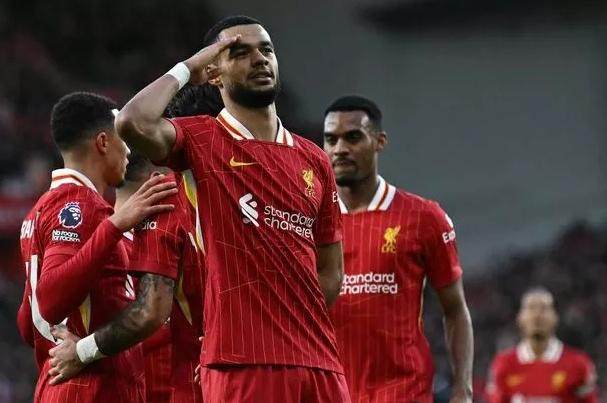 九游体育-赢球不难，让老爹爽才难！斯洛特又是凡尔赛的一周