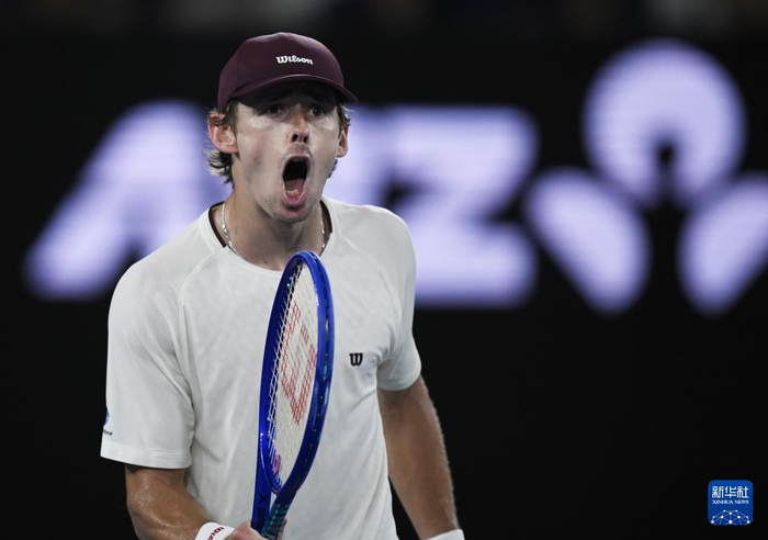 九游体育官网-澳网：德米纳尔晋级男单第四轮|美国|墨尔本|澳大利亚|王申|新华社_新浪体育_新浪新闻
