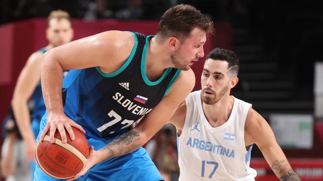 1627314139033072614.png 九游体育APP-奥运首秀东契奇再现神奇,他让美国众星相形见绌